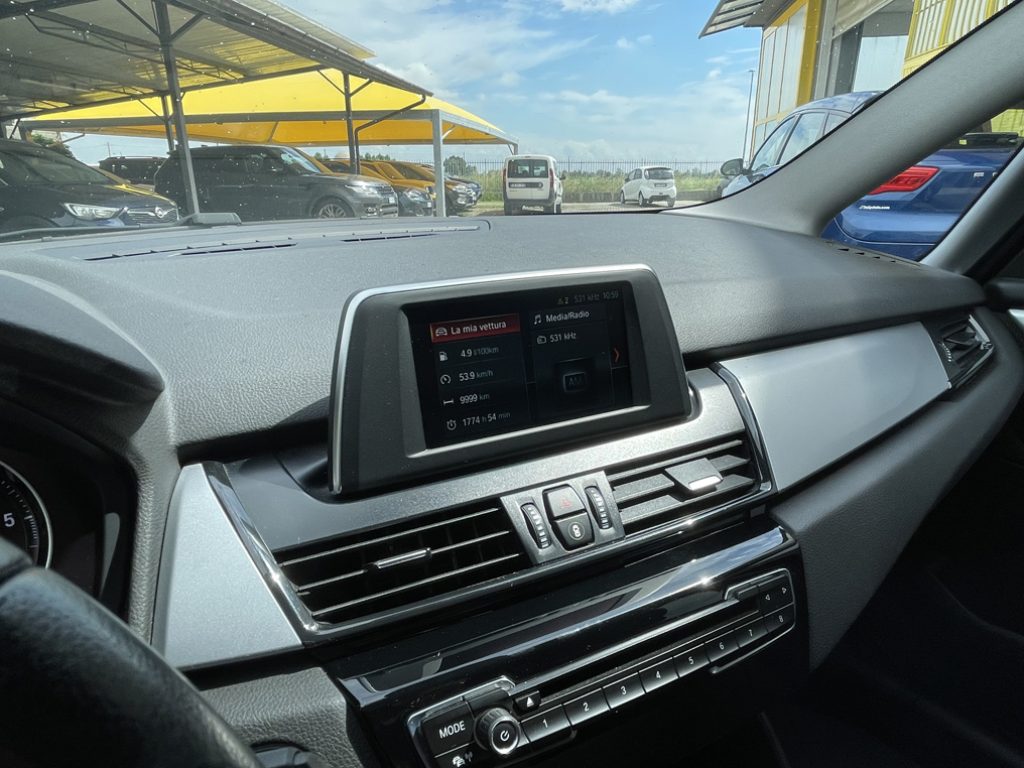 BMW 216 d Gran Tourer Advantage - 13