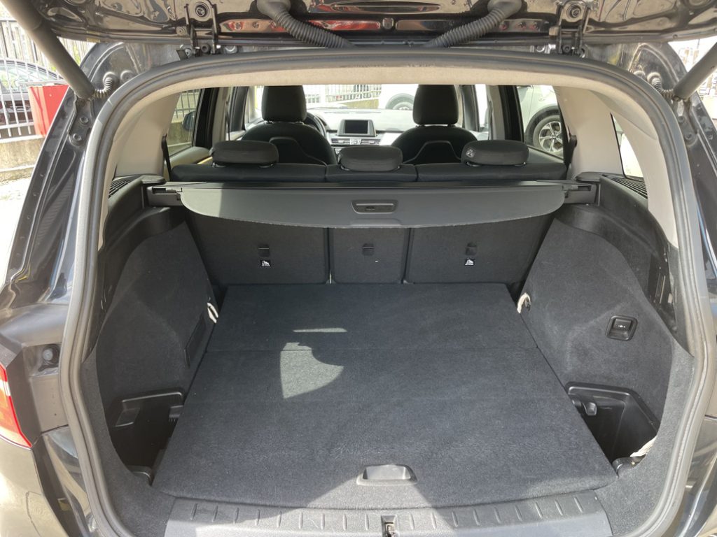 BMW 216 d Gran Tourer Advantage - 10