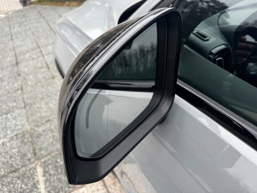 VOLVO XC40 B3 automatico Plus Dark KM0 PREZZO REALE - 17