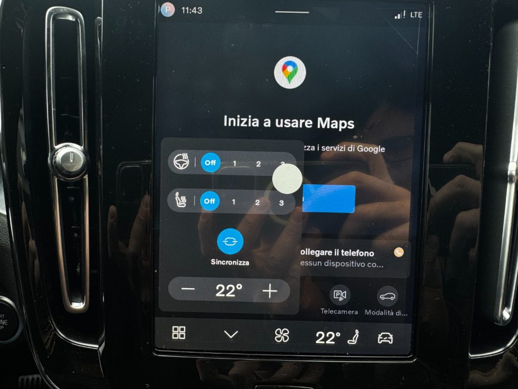 VOLVO XC40 B3 automatico Plus Dark KM0 PREZZO REALE - 14