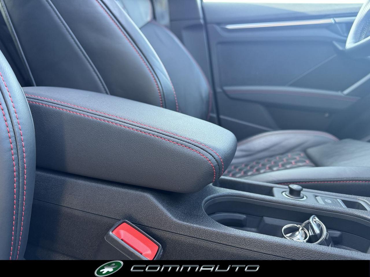 AUDI RS3 SPB TFSI quattro S tronic - 36