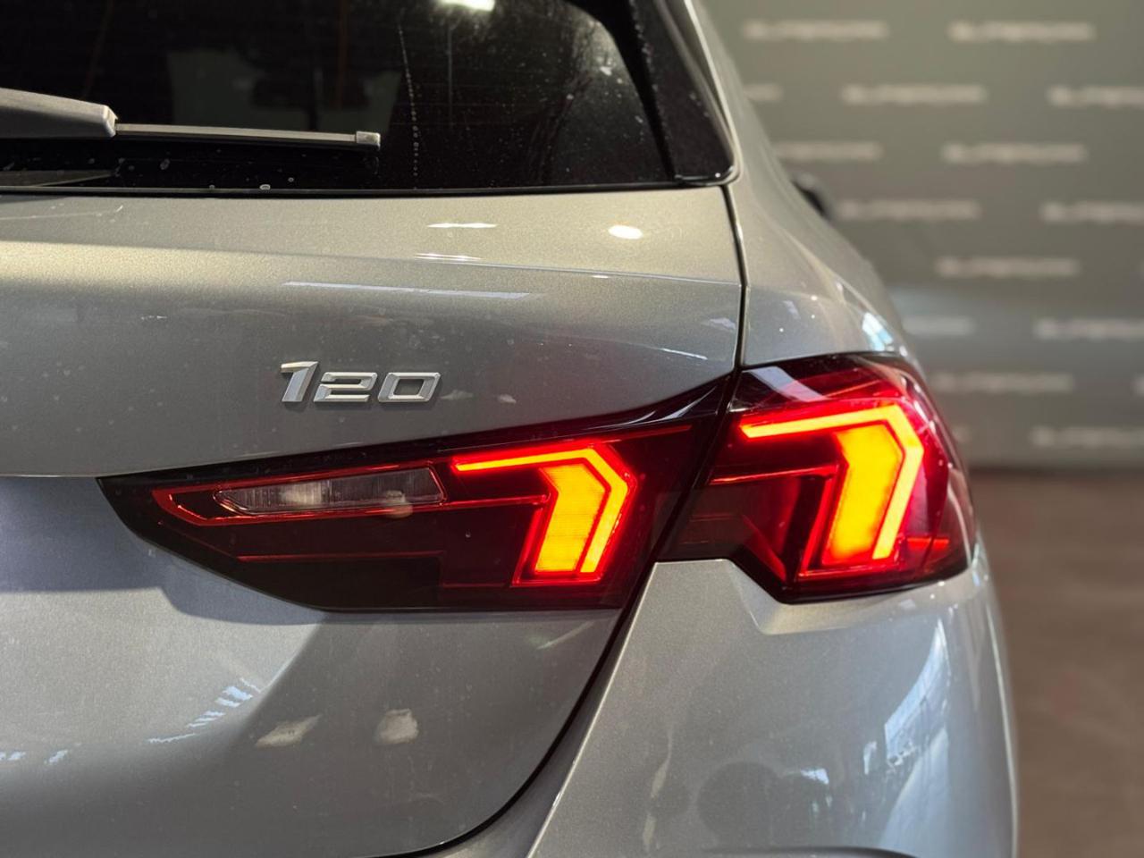 BMW 120 48V MSport - 6