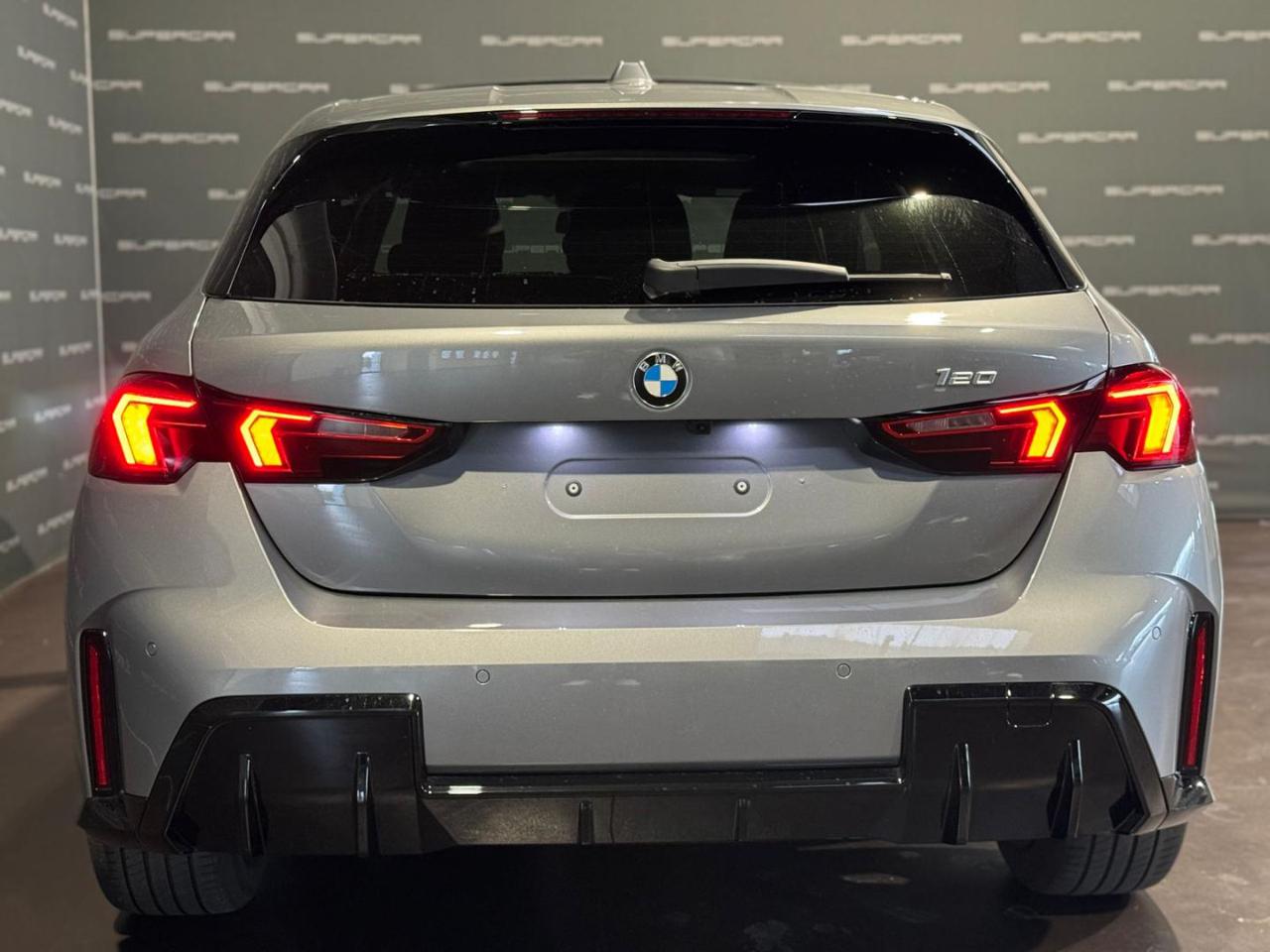 BMW 120 48V MSport - 4