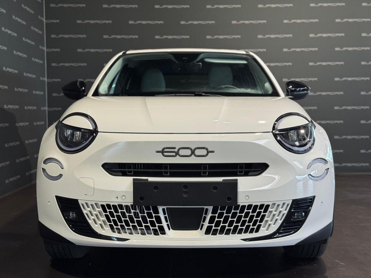 FIAT 600 Hybrid 110 CV DCT MHEV La Prima - 2