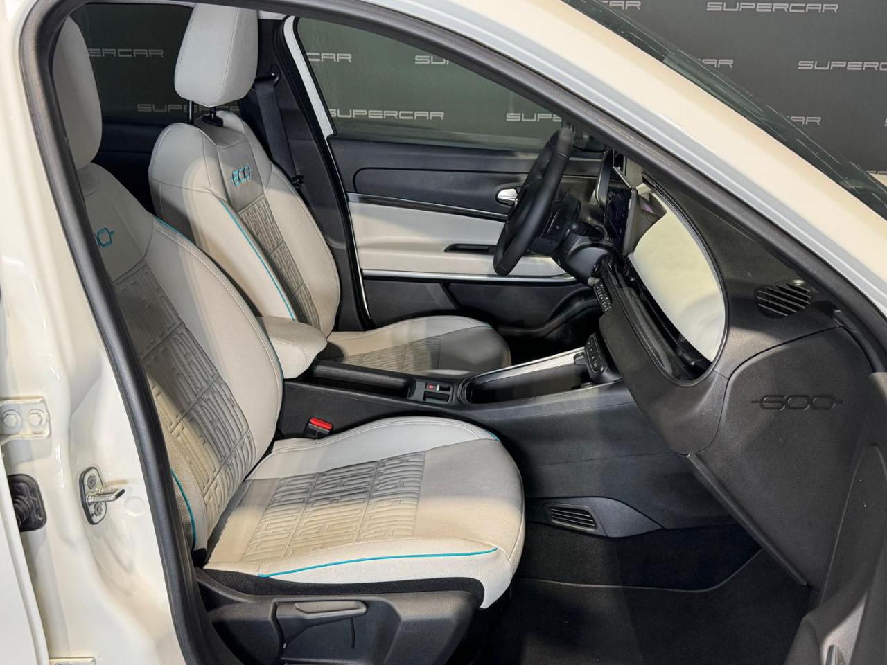 FIAT 600 Hybrid 110 CV DCT MHEV La Prima - 12