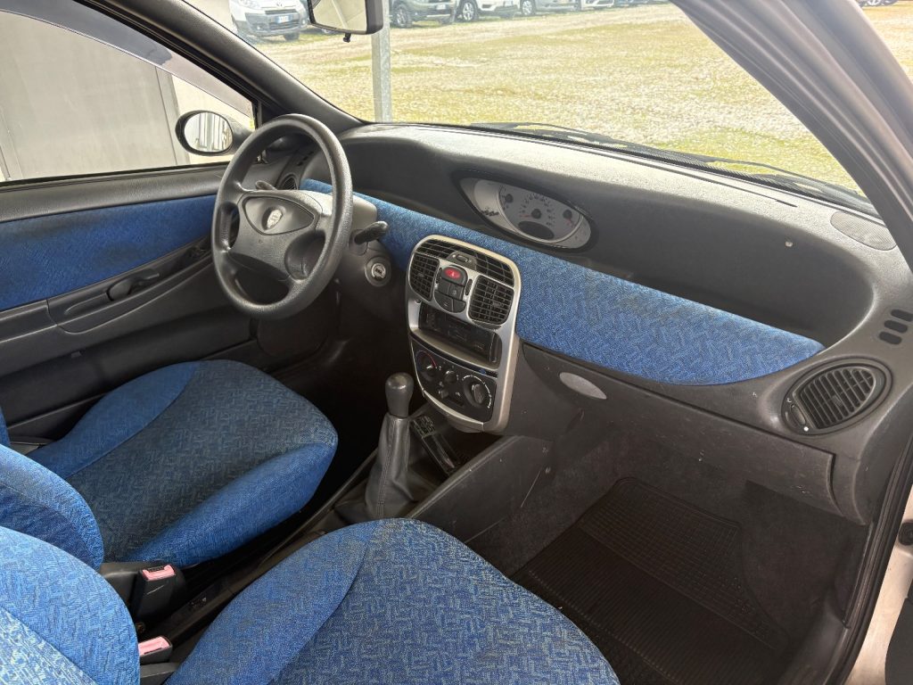 LANCIA Y 1.1i cat Elefantino Blu PRIMO PREZZZO - 9