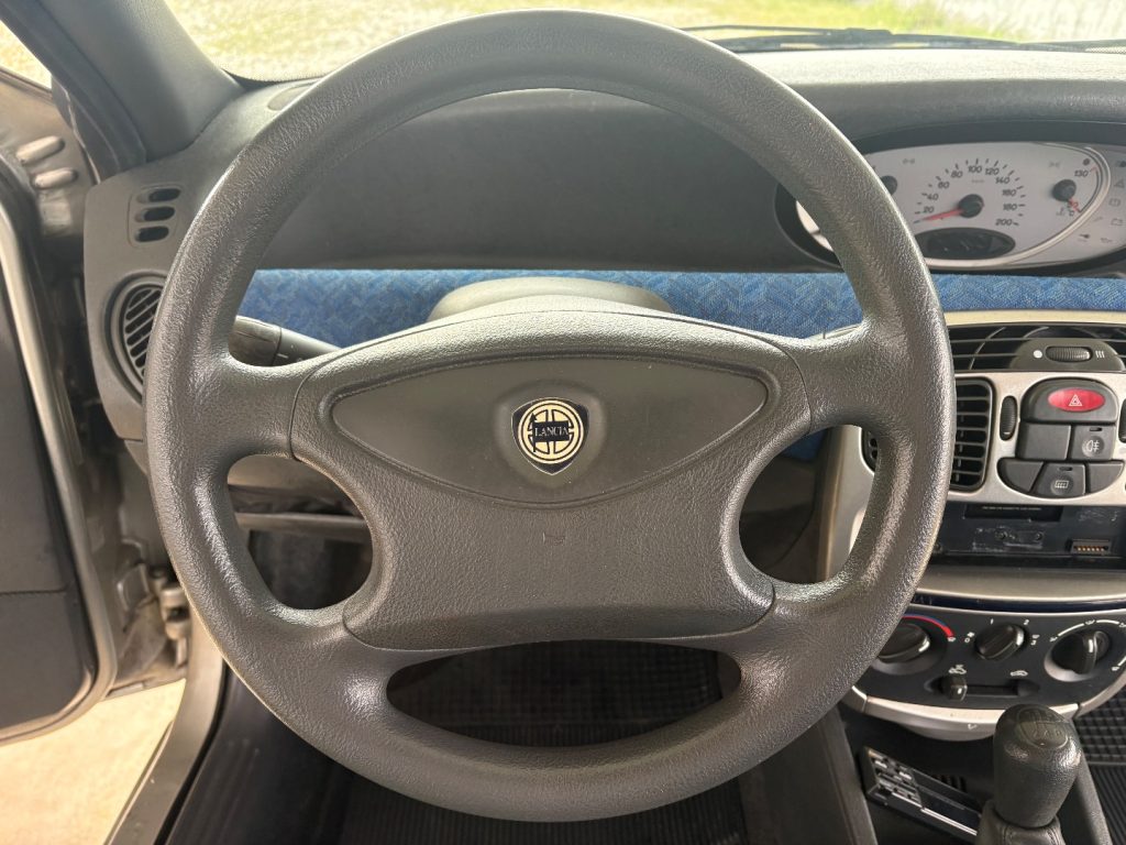 LANCIA Y 1.1i cat Elefantino Blu PRIMO PREZZZO - 16