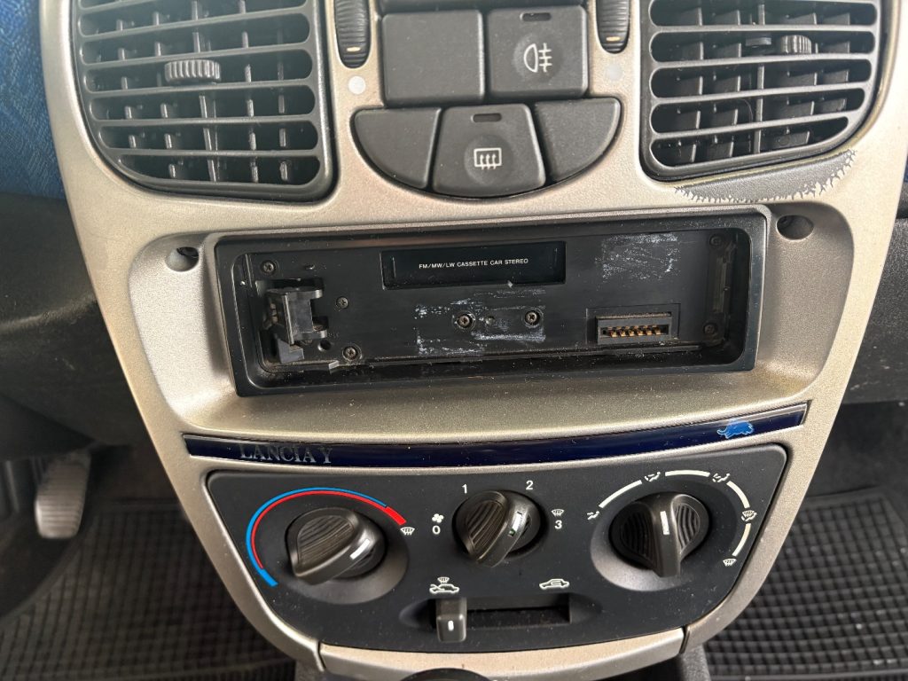 LANCIA Y 1.1i cat Elefantino Blu PRIMO PREZZZO - 19