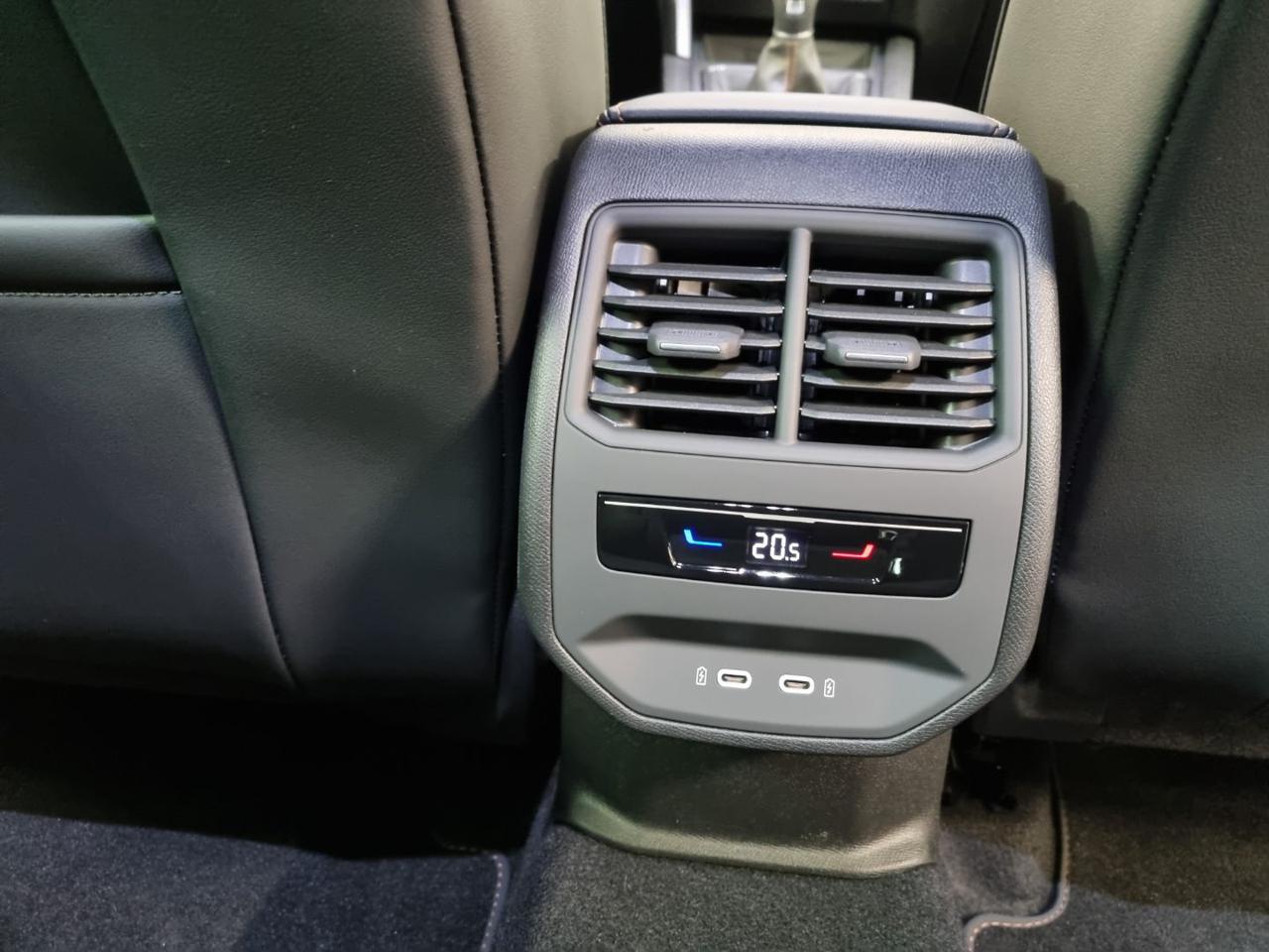 CUPRA Formentor 1.5 TSI DSG - 34