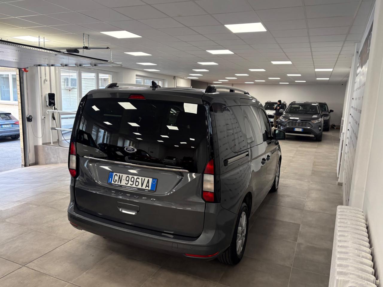 FORD Tourneo Connect 2.0 EcoBlue 122 CV Titanium 7 POSTI IVA ESPOSTA - 6