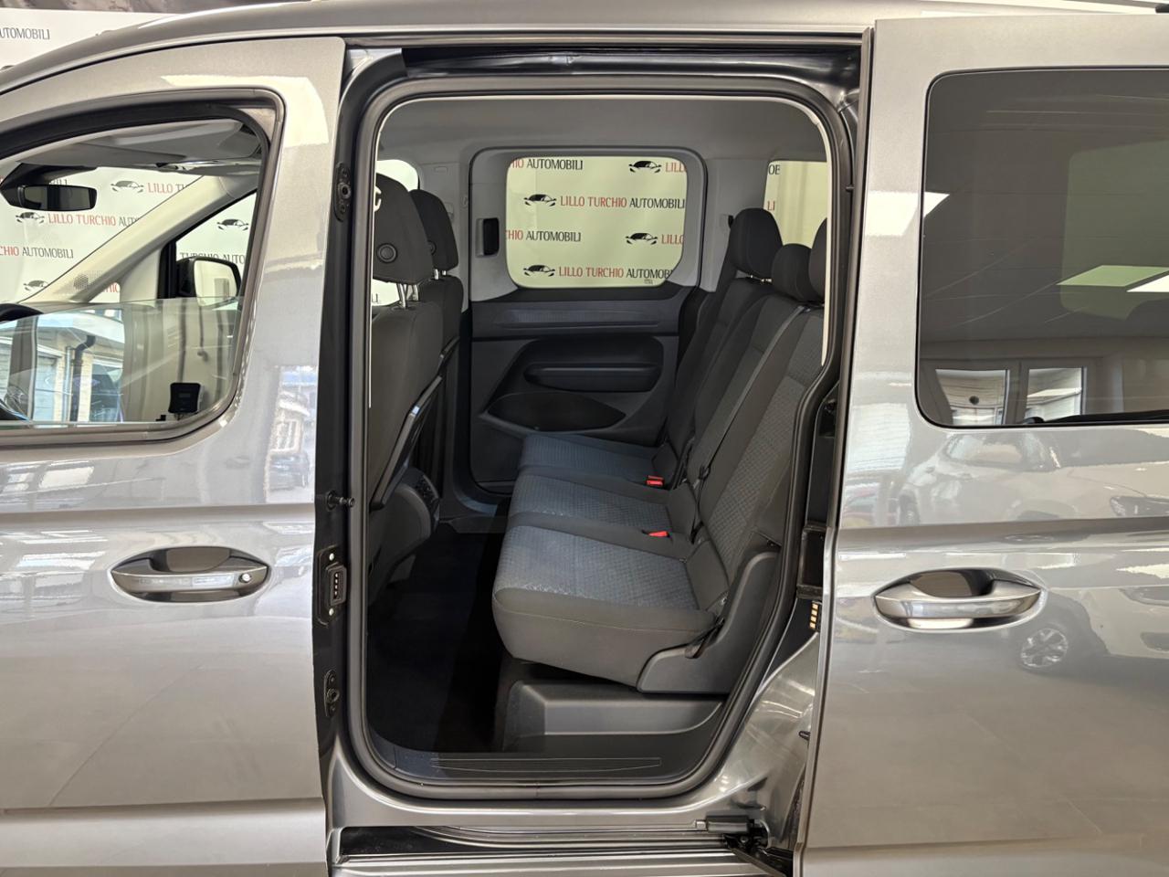 FORD Tourneo Connect 2.0 EcoBlue 122 CV Titanium 7 POSTI IVA ESPOSTA - 21