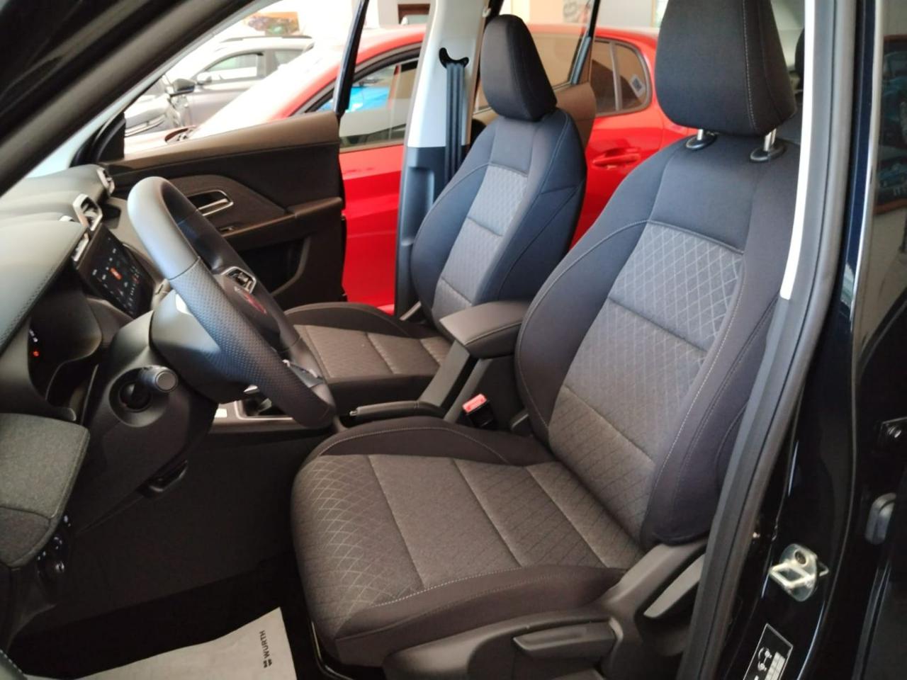 MG ZS 1.5 Standard - 3