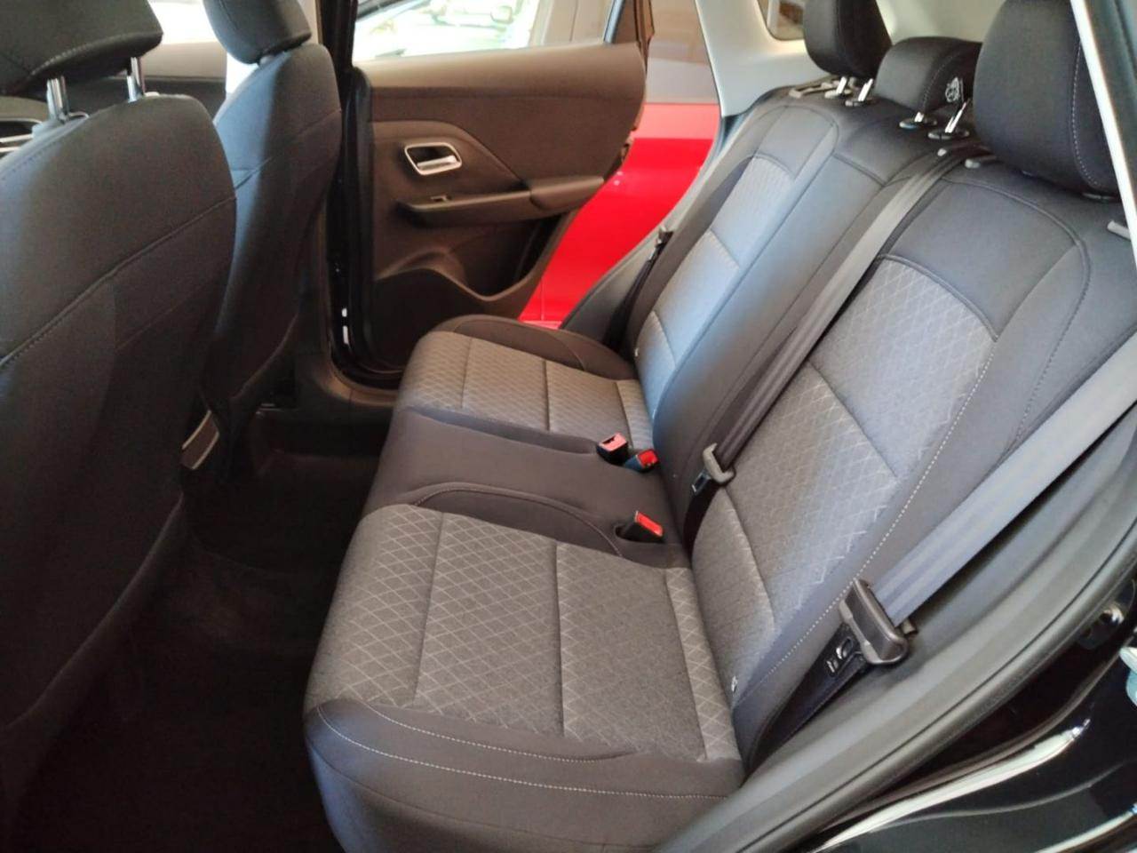 MG ZS 1.5 Standard - 19