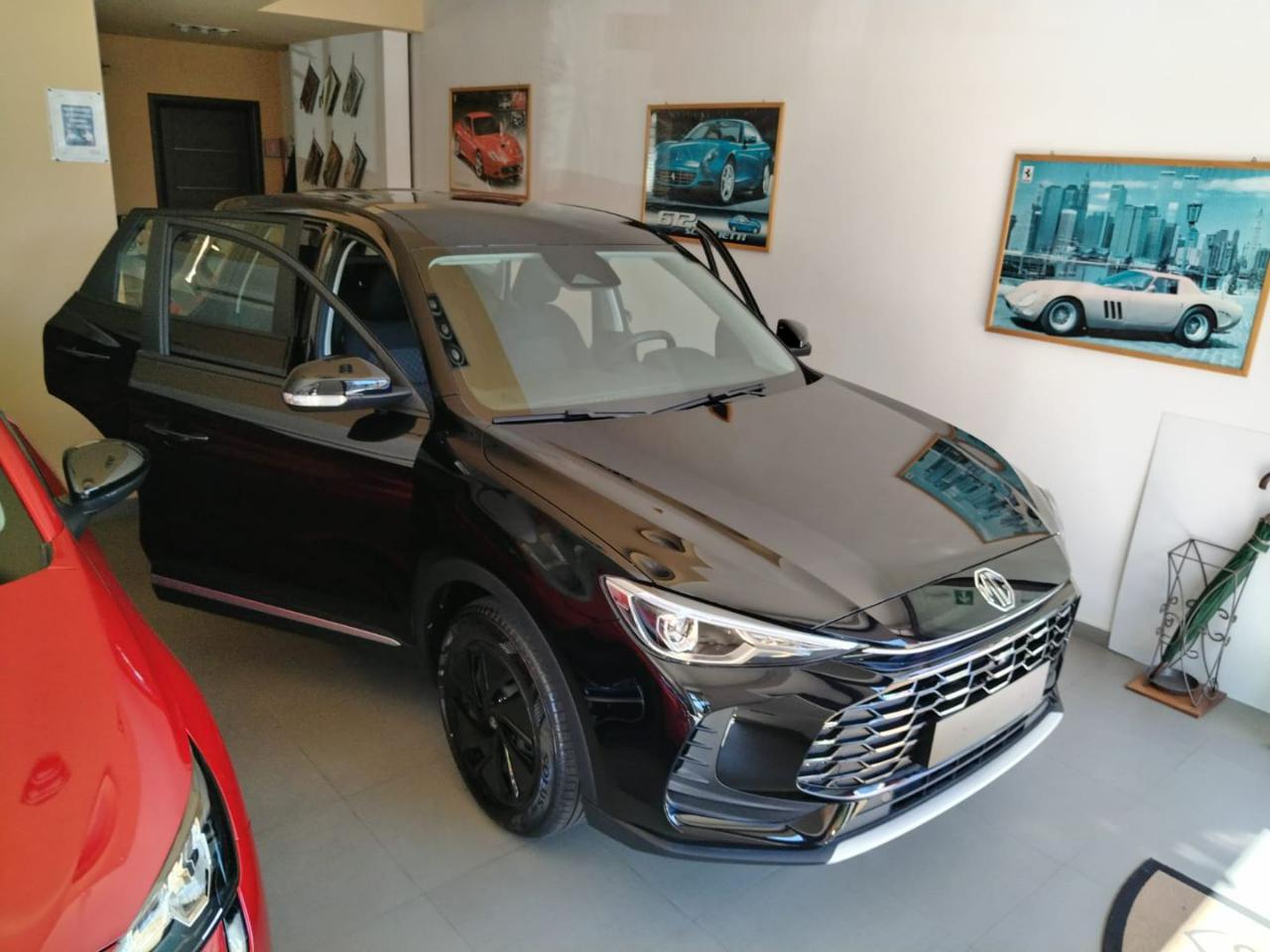 MG ZS 1.5 Standard - 13