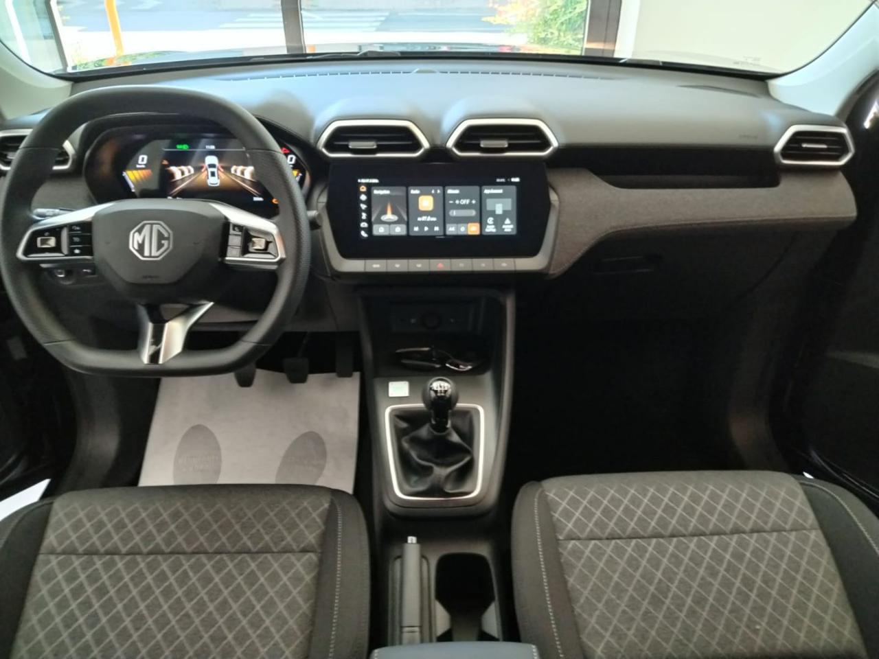 MG ZS 1.5 Standard - 5