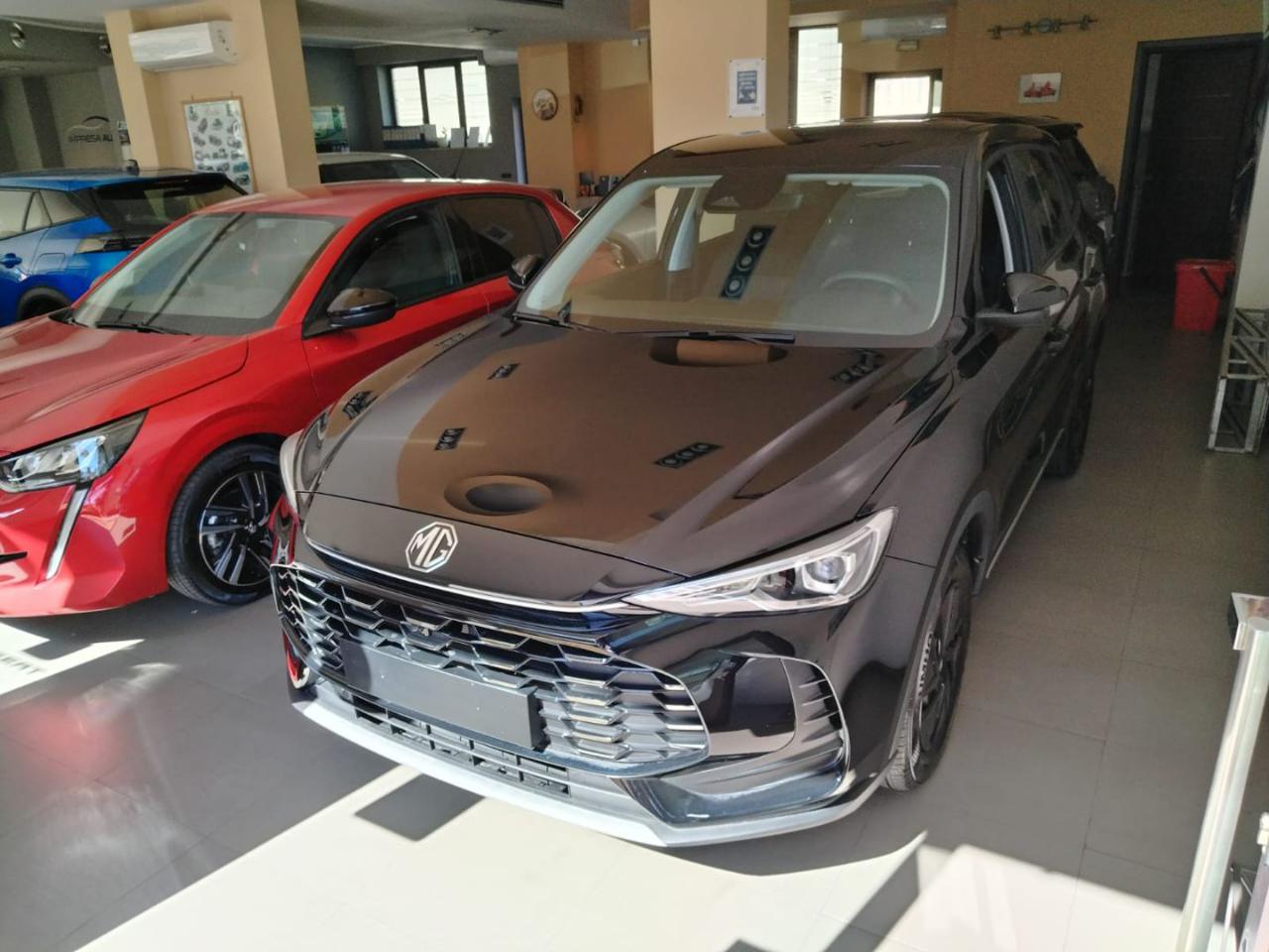 MG ZS 1.5 Standard - 16