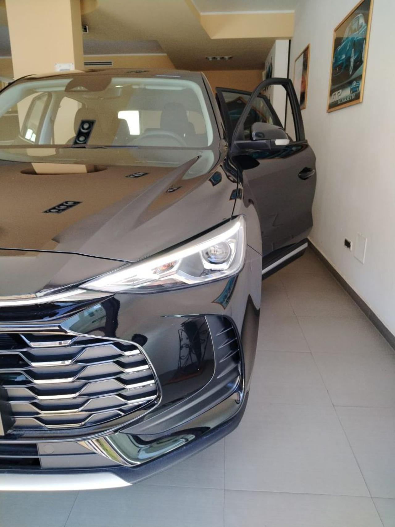 MG ZS 1.5 Standard - 10