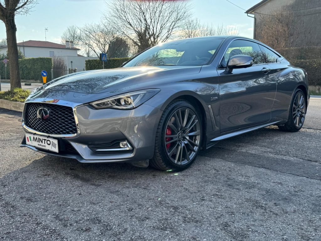 INFINITI Q60