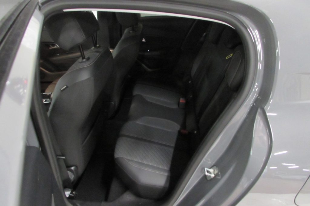 PEUGEOT 208 PureTech 100 Stop&Start 5 porte Allure - 13