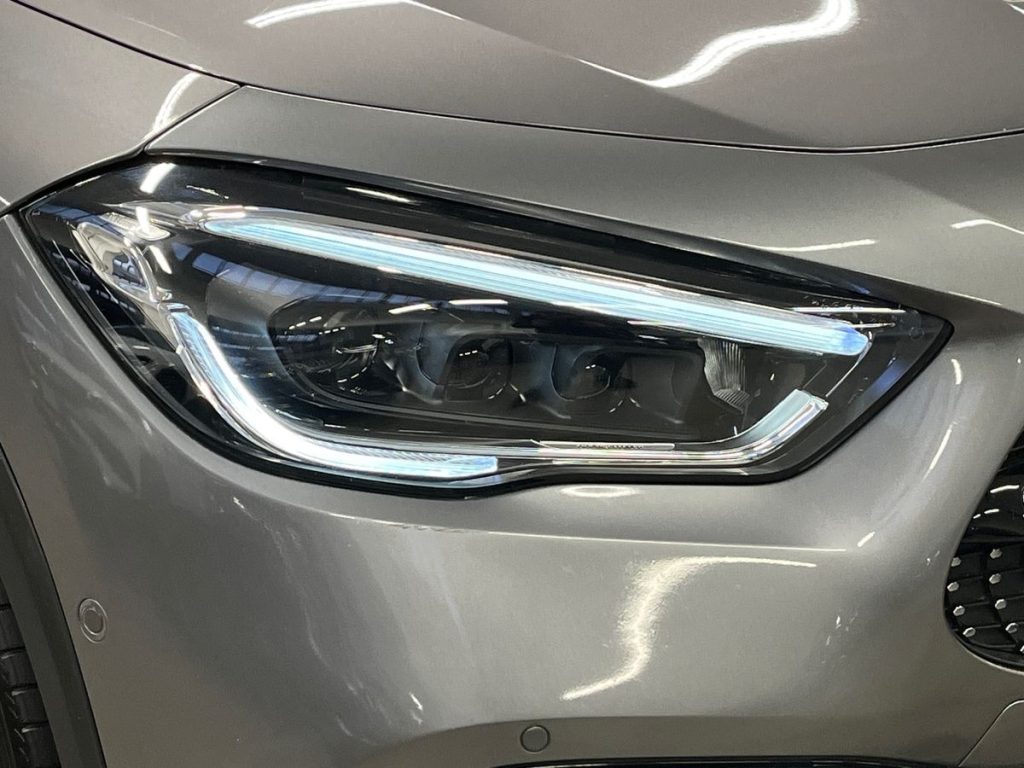 MERCEDES-BENZ GLA 200 d Automatic Premium - 17