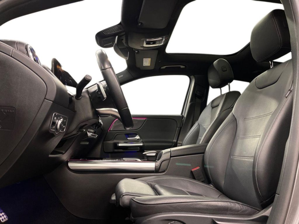 MERCEDES-BENZ GLA 200 d Automatic Premium - 10