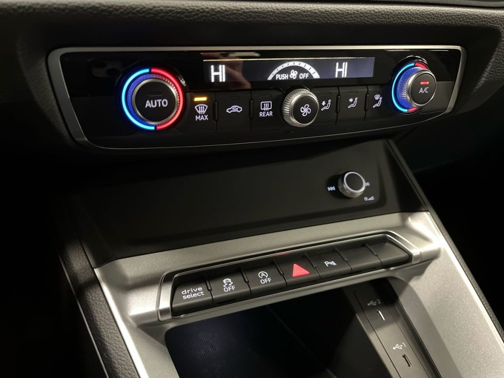 AUDI Q3 SPB 35 TDI MANUALE - 14