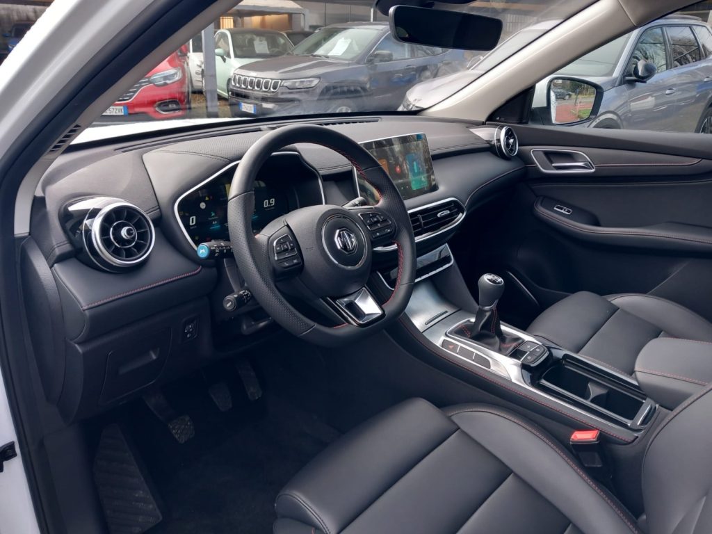 MG HS 1.5T-GDI Comfort - 14