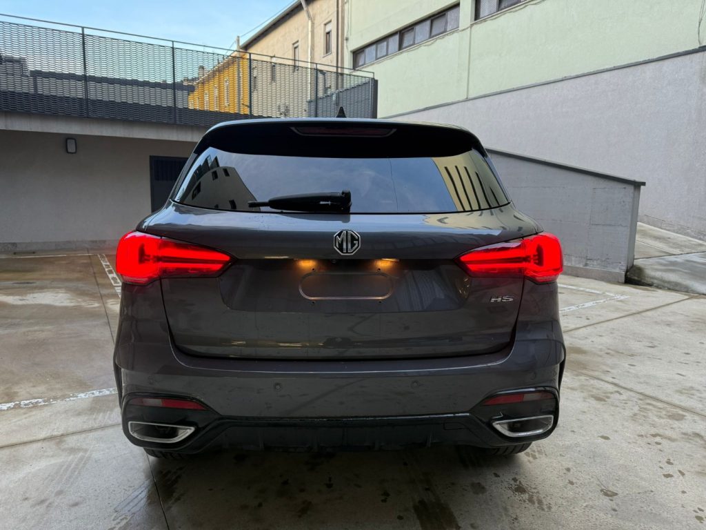 MG HS 1.5T-GDI Luxury - 4