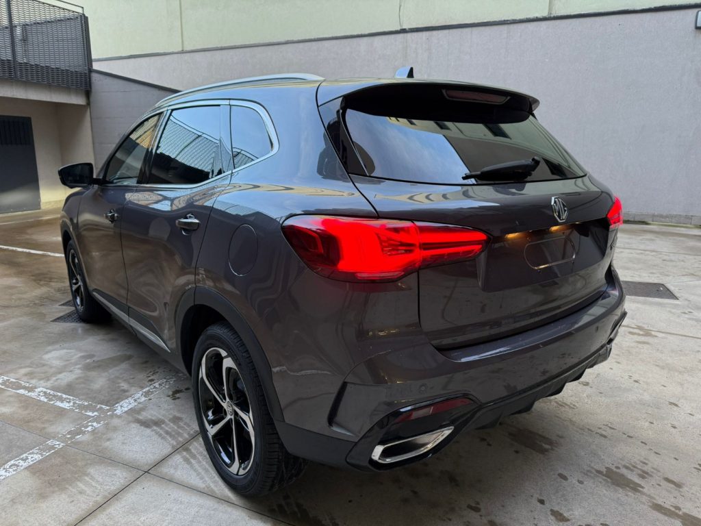 MG HS 1.5T-GDI Luxury - 3