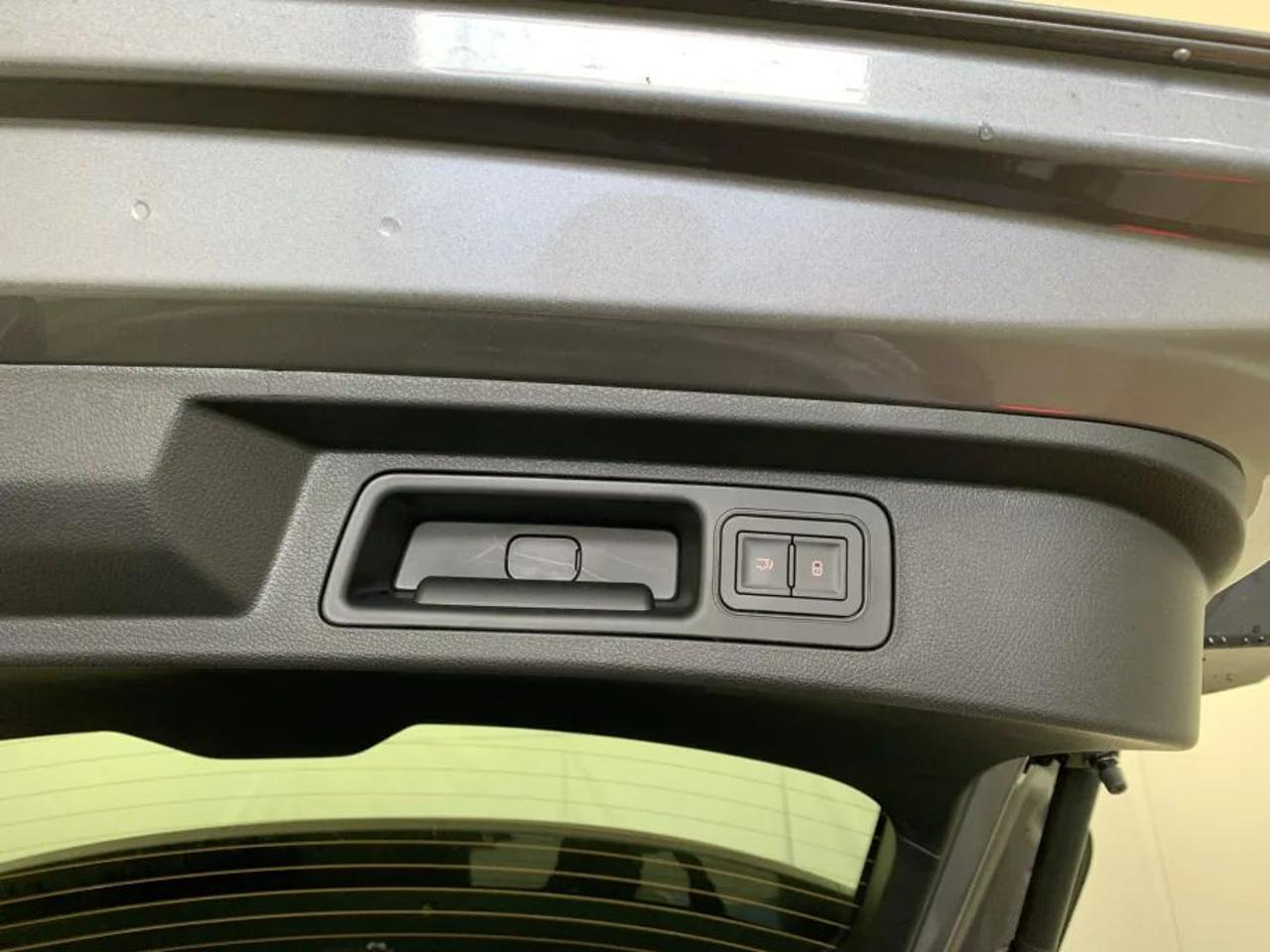 BYD Seal U DM-i 1.5 218 CV PHEV Comfort - 20