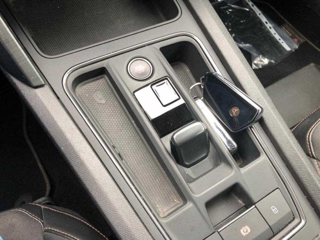 CUPRA Leon Sportstourer 1.5 Hybrid 150 CV DSG - 9