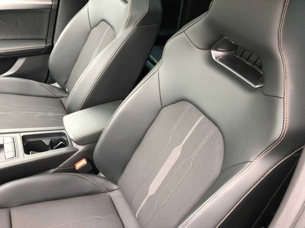 CUPRA Formentor 1.4 e-Hybrid DSG VZ - 9