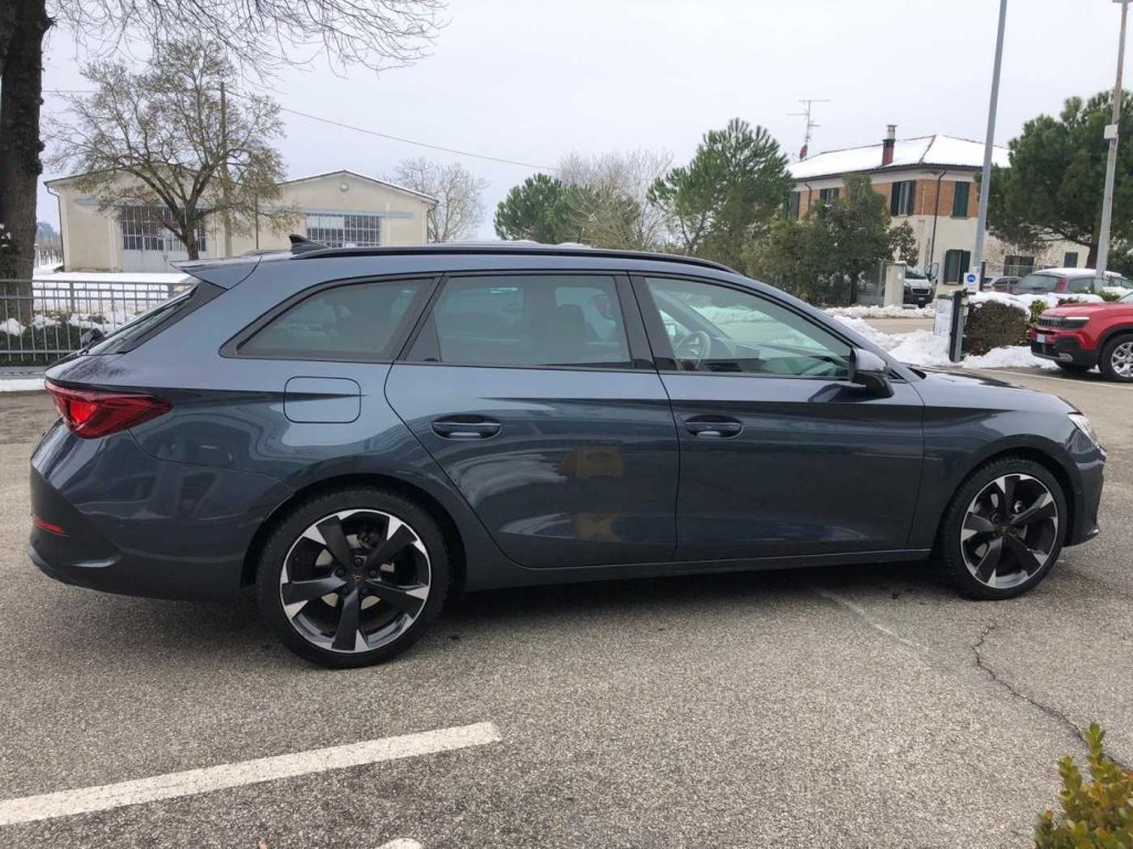 CUPRA Leon Sportstourer 1.5 Hybrid 150 CV DSG - 3