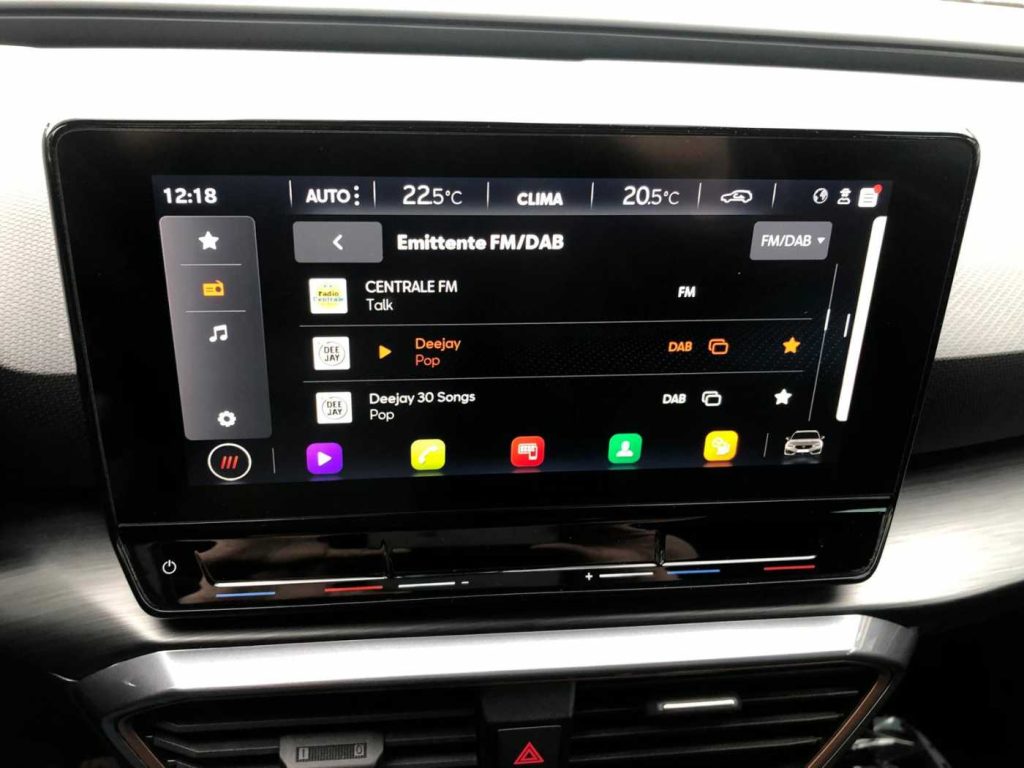 CUPRA Leon Sportstourer 1.5 Hybrid 150 CV DSG - 10