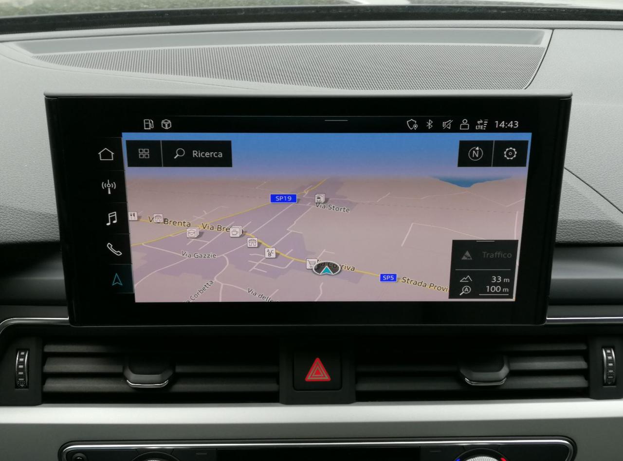 AUDI A4 Avant 35 TDI/163 CV S tronic Business Advanced - 17