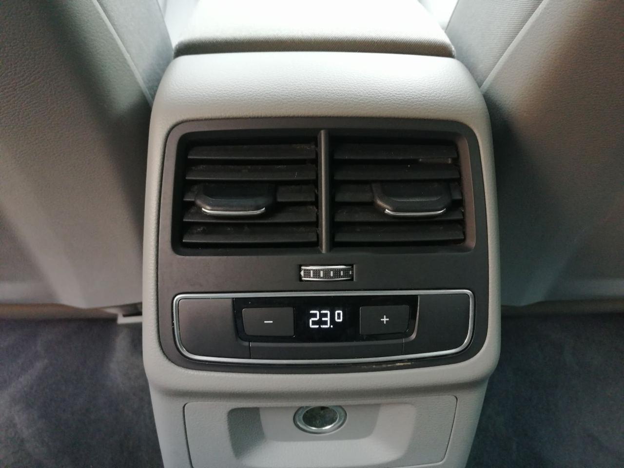 AUDI A4 Avant 35 TDI/163 CV S tronic Business Advanced - 23