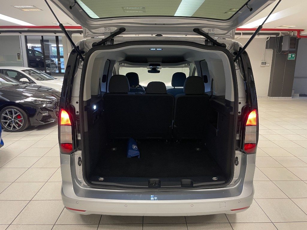 FORD Tourneo Connect 2.0 TD EcoBlue 122 CV Titanium EURO6d - 8