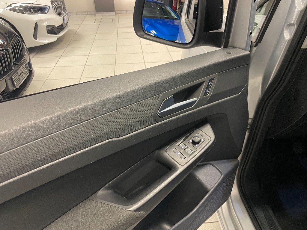 FORD Tourneo Connect 2.0 TD EcoBlue 122 CV Titanium EURO6d - 17