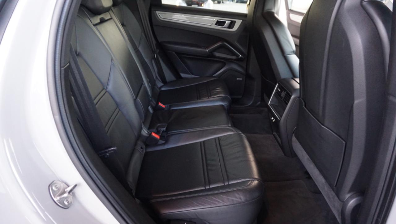 PORSCHE Cayenne Coupé 3.0 V6 - 37