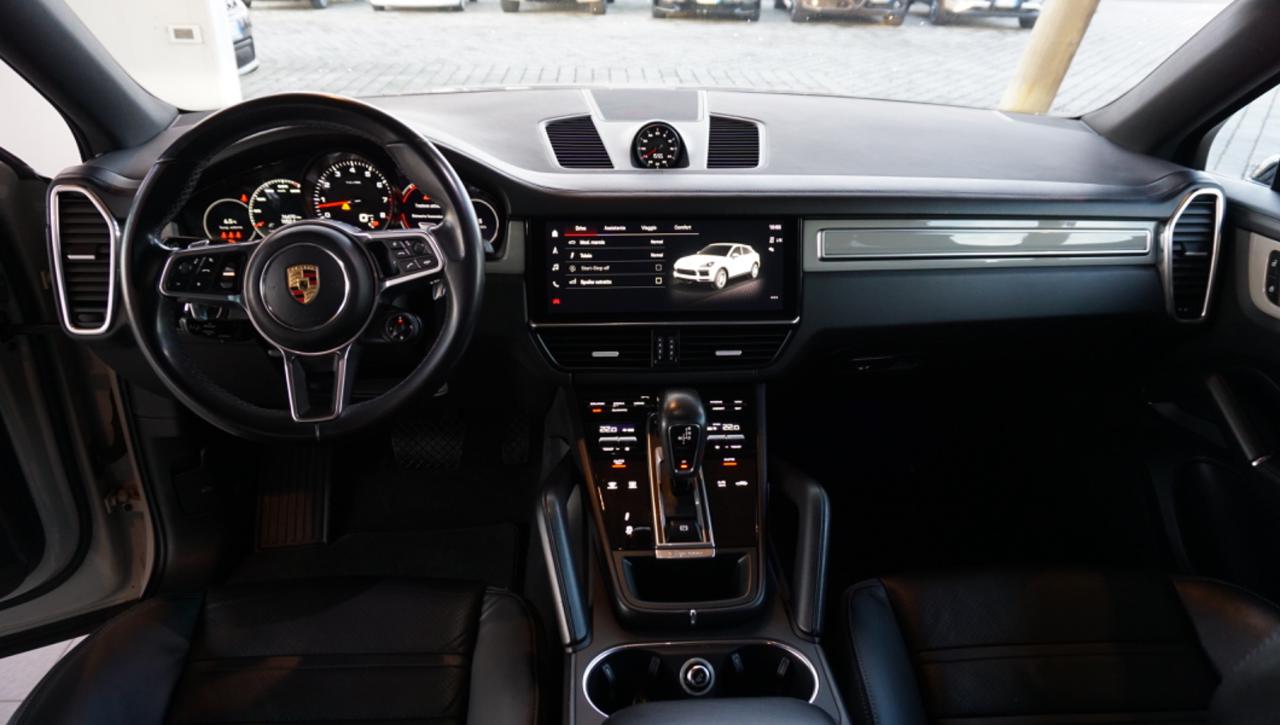 PORSCHE Cayenne Coupé 3.0 V6 - 33