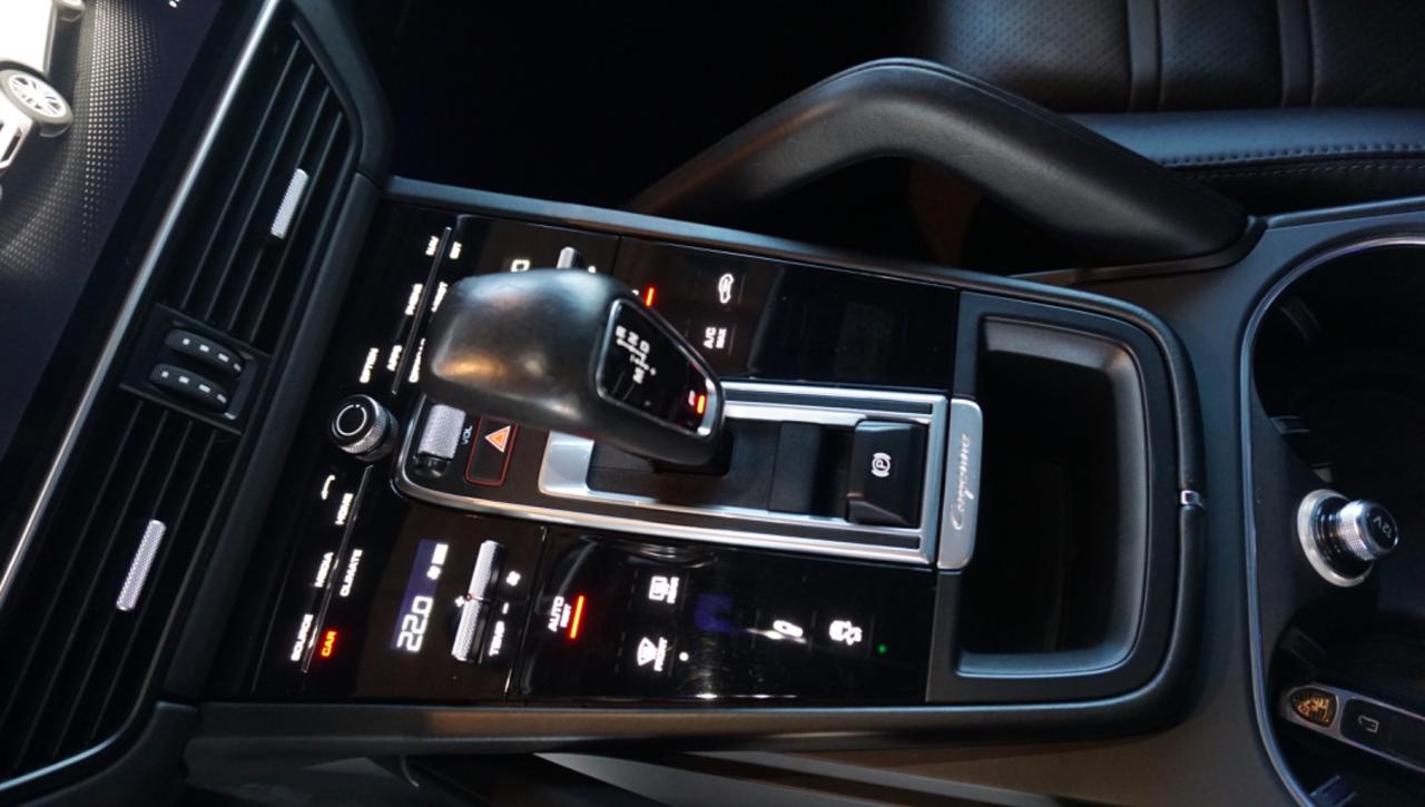 PORSCHE Cayenne Coupé 3.0 V6 - 29