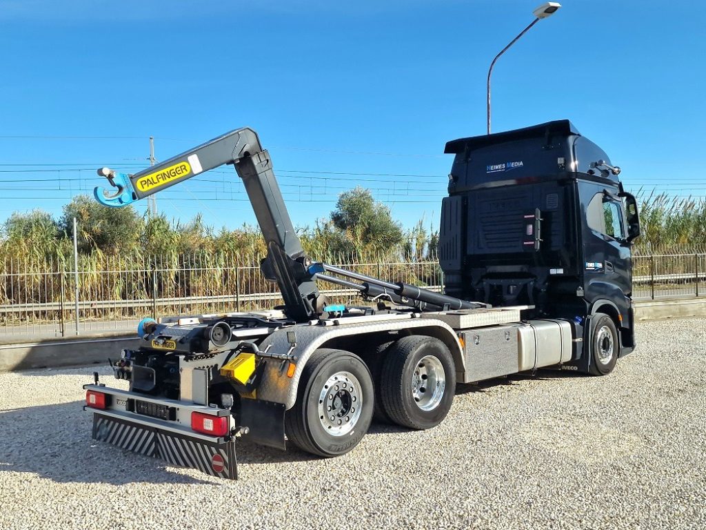 IVECO S-WAY 510 Y/PS 6X2 GANCIO SCARRABILE - 2