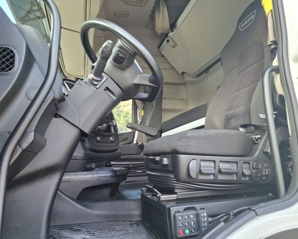 IVECO S-WAY 490 FP 6x2 E6 CENTINATO 7,70 + BIGA - 8