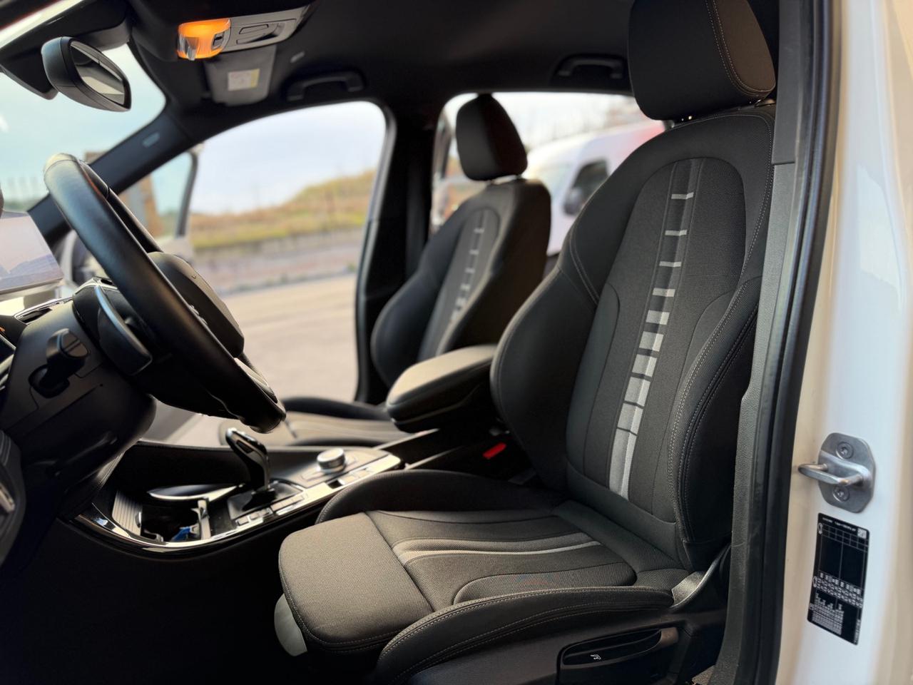 BMW X2 sDrive18d Advantage SPORT (FULL OPTIONAL) - 14