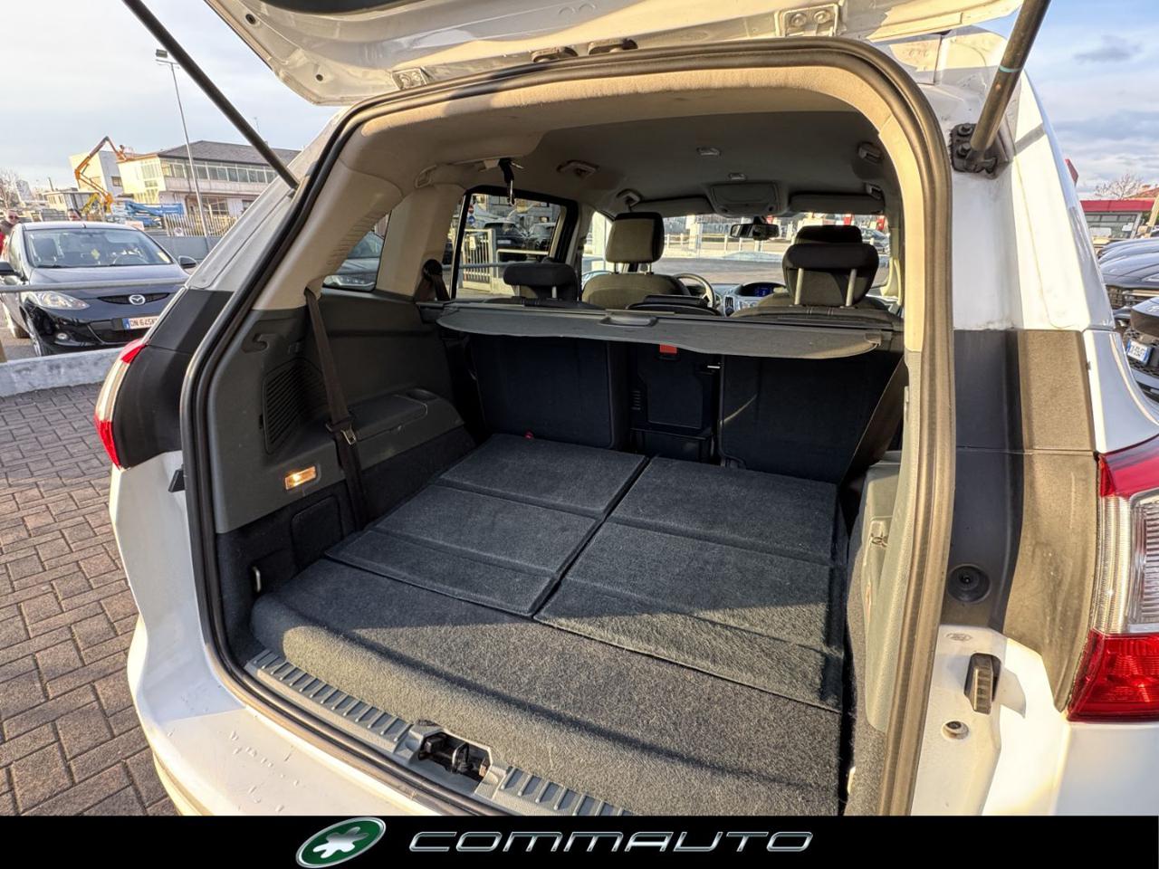 FORD C-Max 1.6 TDCi 115CV Titanium - 20