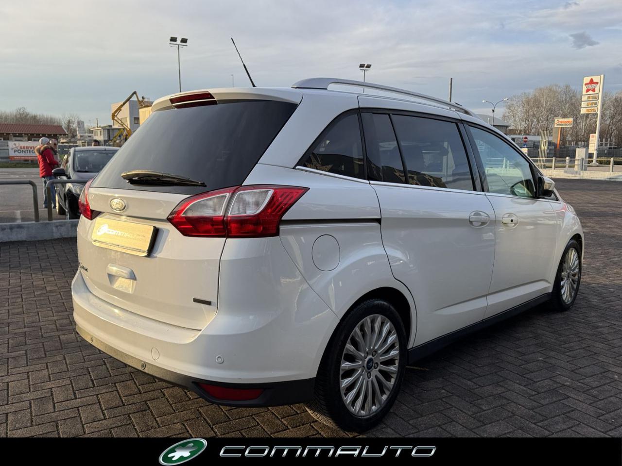 FORD C-Max 1.6 TDCi 115CV Titanium - 4