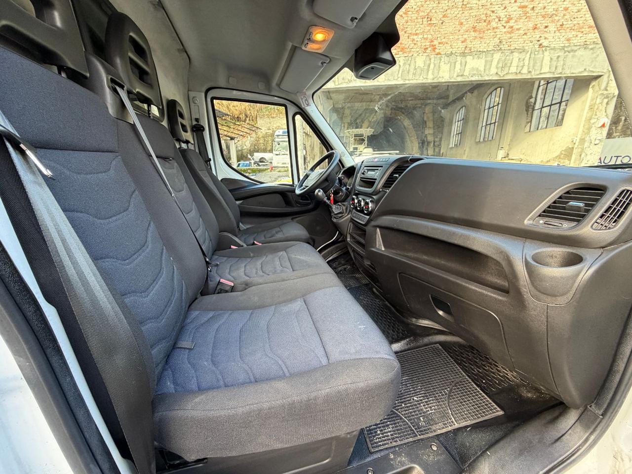 IVECO Daily 35C16SV BTor 2.3HPT L4 H3 GEMELLATO - 13