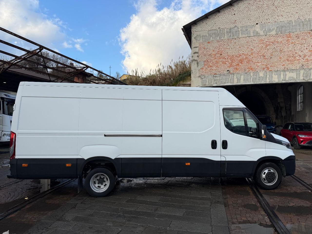 IVECO Daily 35C16SV BTor 2.3HPT L4 H3 GEMELLATO - 8