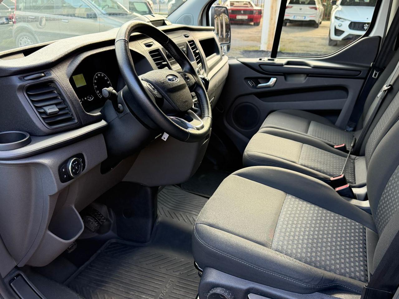 FORD Transit Custom 300 2.0 EcoBlue Hybrid 130 PL ALLESTITO RAMPA - 12