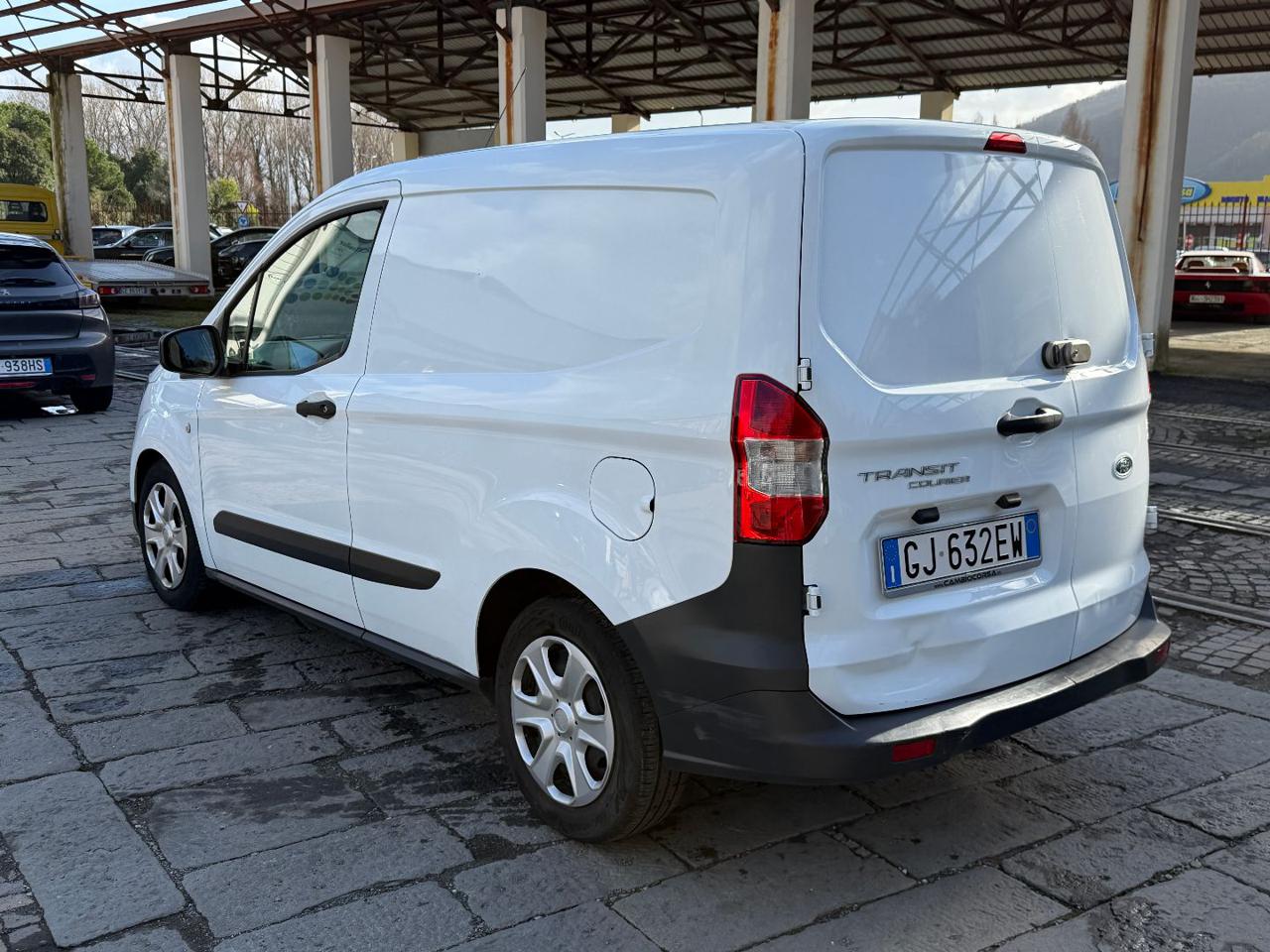 FORD Transit Courier 1.5 TDCi 75CV Van Trend - 5